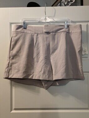 A New Day Reliable Beige Tailored Shorts Size 16